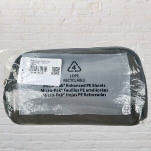 NWT Lululemon Everywhere Belt Bag (1L) - Grey Sage